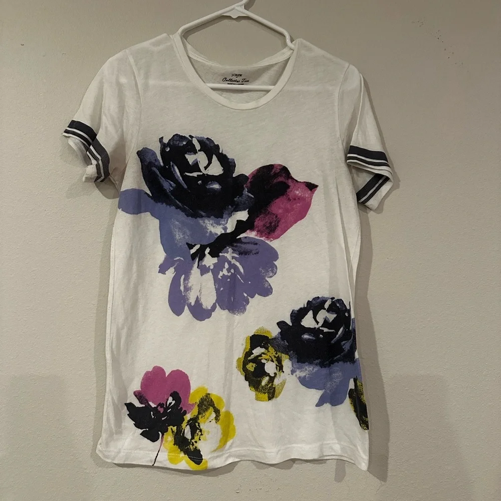J.Crew Floral Graphic T-Shirt‎ Women's Medium White Short Sleeve Cotton Blend